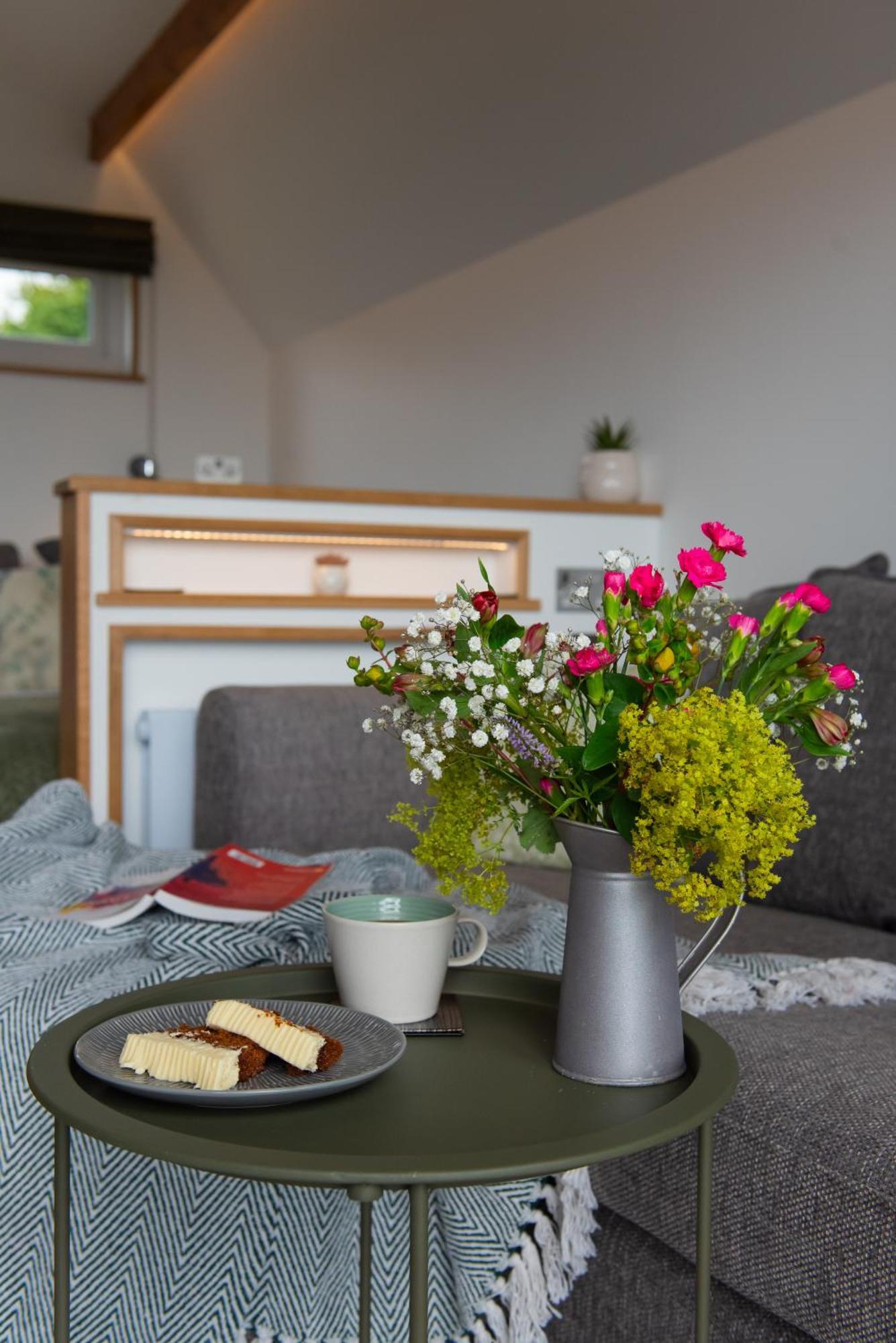 Bonnie Barns - Adults Only Luxury Lodges With Hot Tubs Luss Eksteriør billede