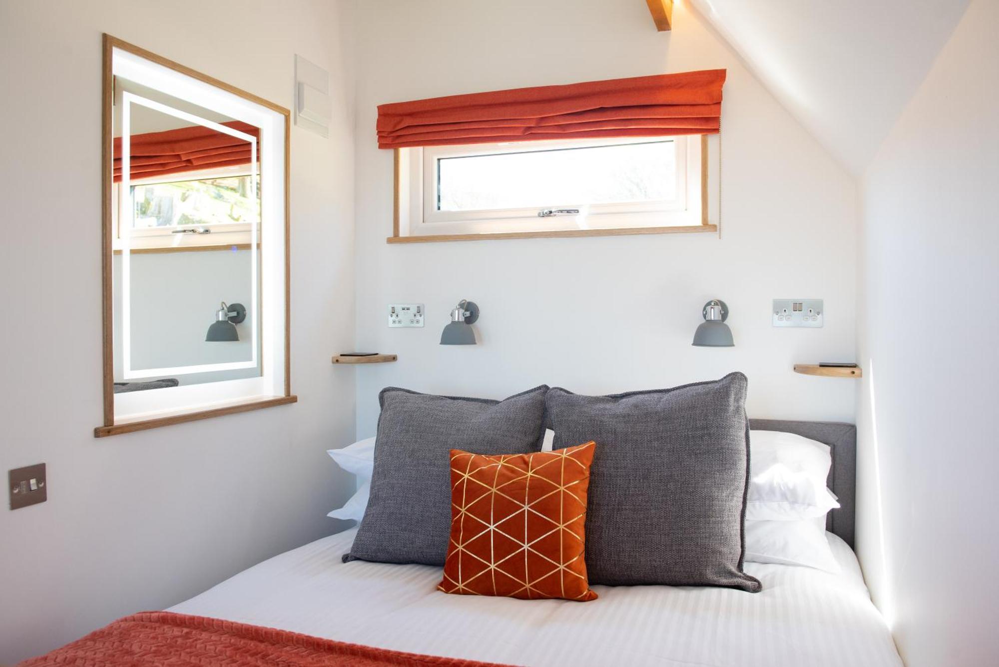 Bonnie Barns - Adults Only Luxury Lodges With Hot Tubs Luss Eksteriør billede